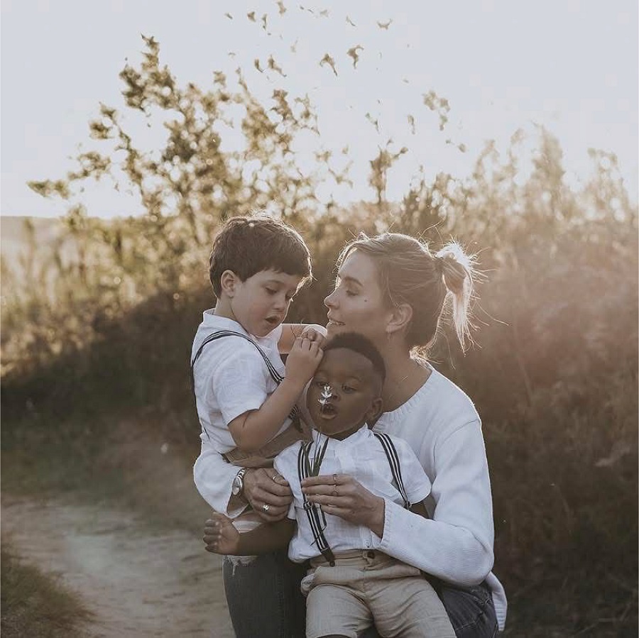 Marli with children